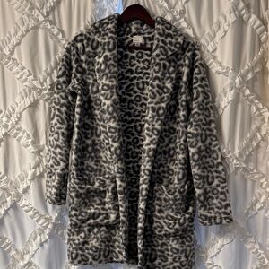 a new day Gray and White Leopard Print Fuzzy Coatigan